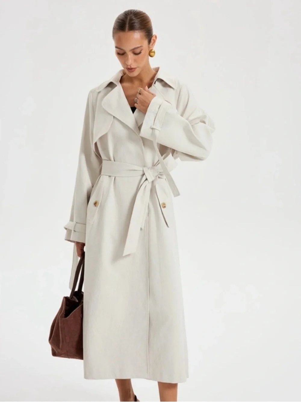 Commense Cream Pleated-Back Trench Coat with Self-Tie Belt - Picture 4 of 5